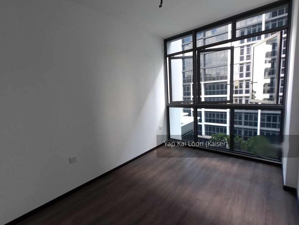 Symphony Suites (D27), Condominium #186064212